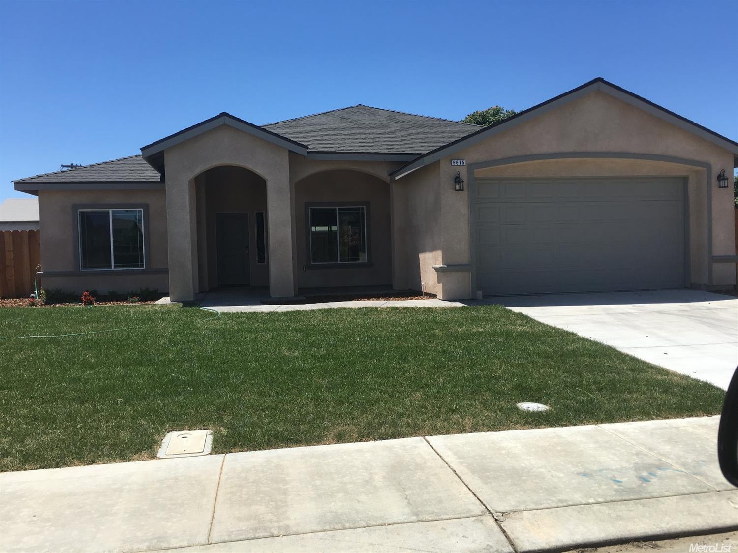 6615 N Berkely Ave, Winton, CA 95388 photo 2