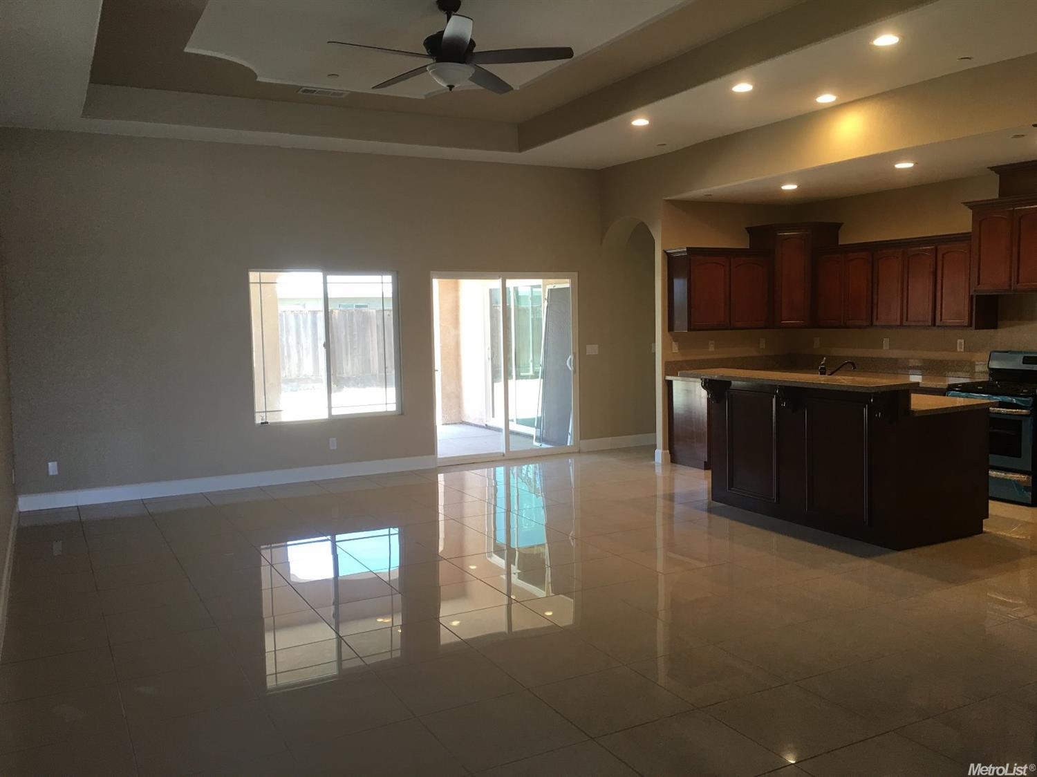 6615 N Berkely Ave, Winton, CA 95388 photo 7