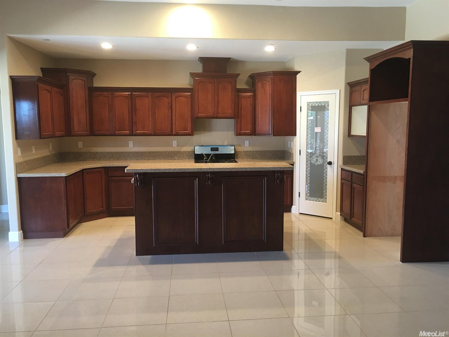 6615 N Berkely Ave, Winton, CA 95388 photo 4