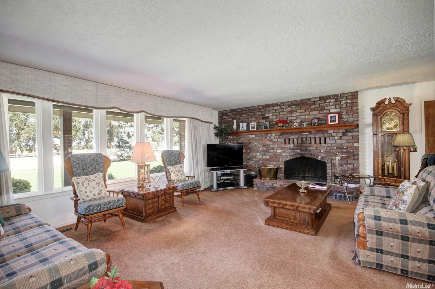 13016 Apple Rd, Wilton, CA 95693 photo 4