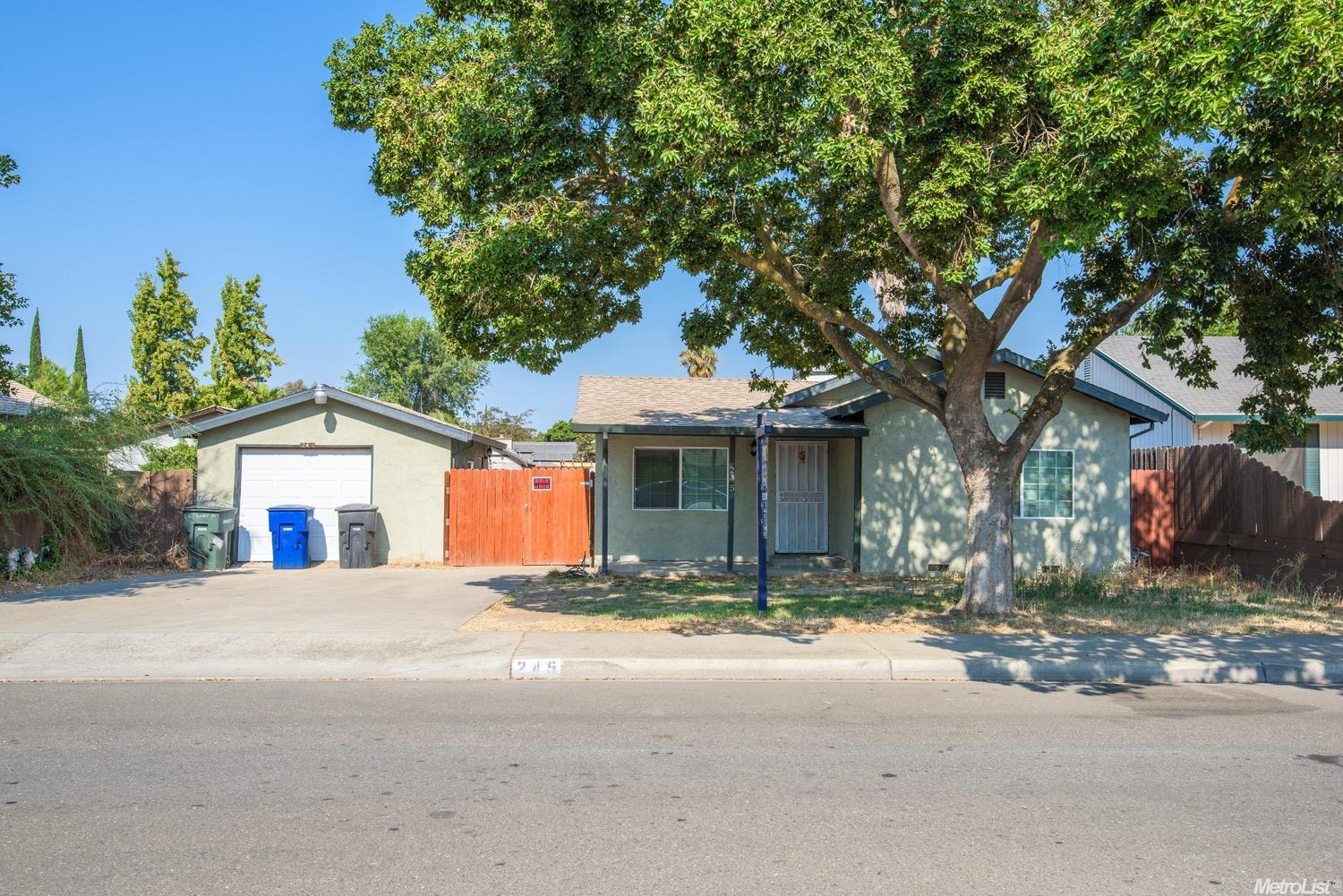 245 Weber Ave, Patterson, CA 95363 photo 2