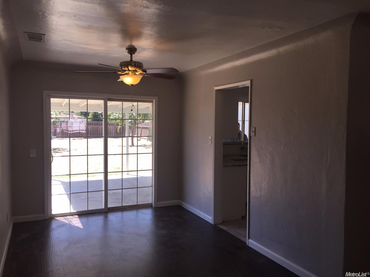 1413 Picardy Dr, Modesto, CA 95351 photo 2