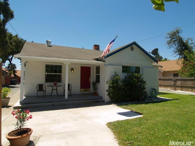 1448 Scenic Dr, Modesto, CA 95355 photo 1