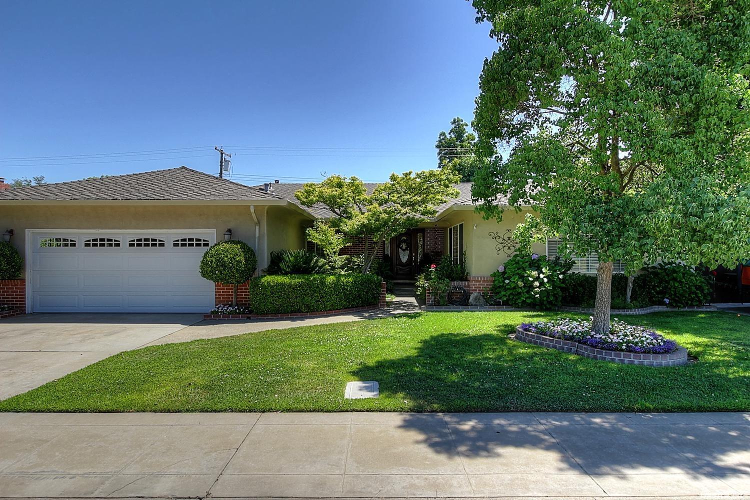 322 La Setta Dr, Lodi, CA 95242 photo 1