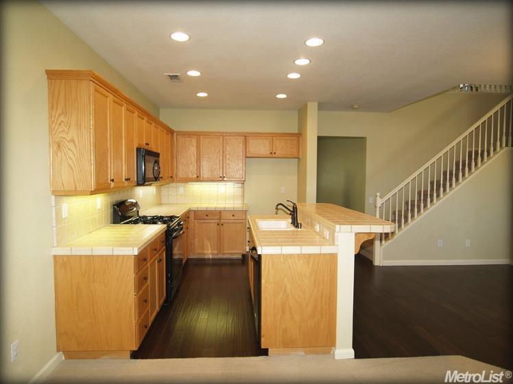 3233 Dewar Ln, Turlock, CA 95382 photo 11
