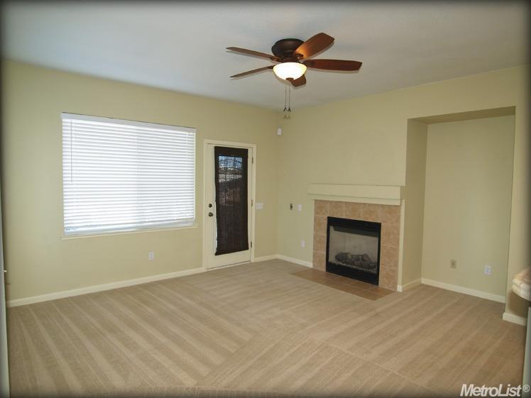 3233 Dewar Ln, Turlock, CA 95382 photo 5