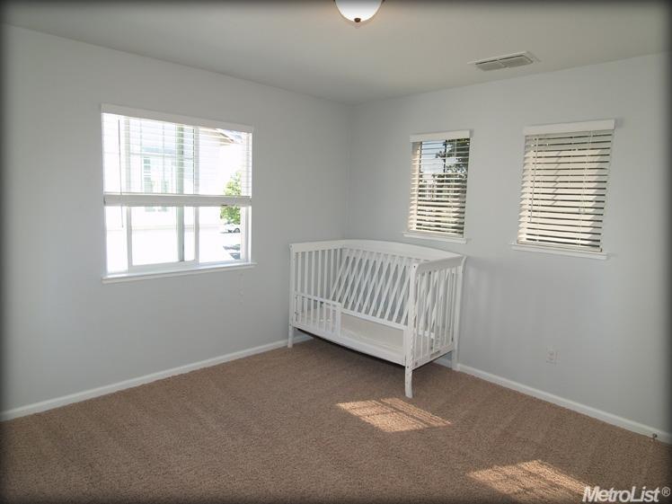 3233 Dewar Ln, Turlock, CA 95382 photo 18
