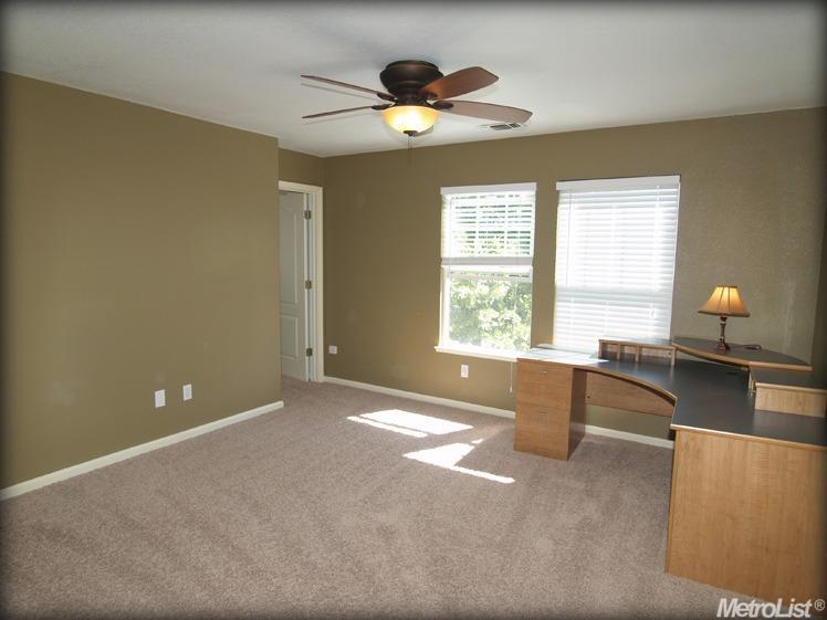 3233 Dewar Ln, Turlock, CA 95382 photo 15