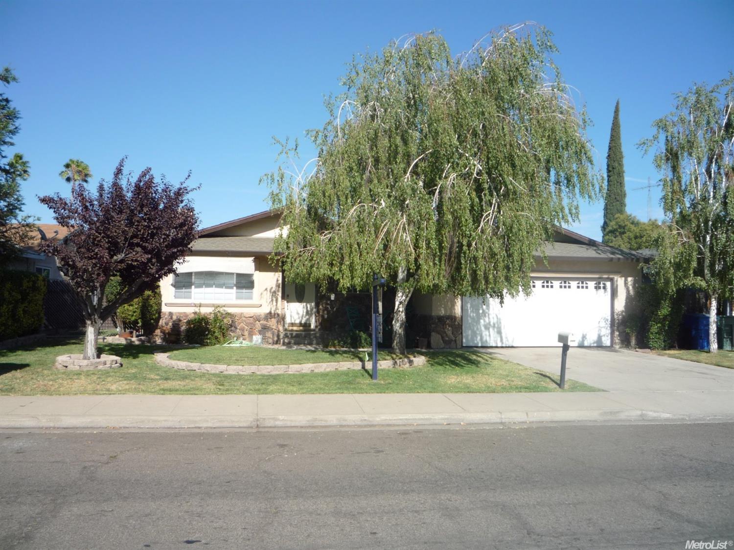 2900 10th St, Ceres, CA 95307 photo 1