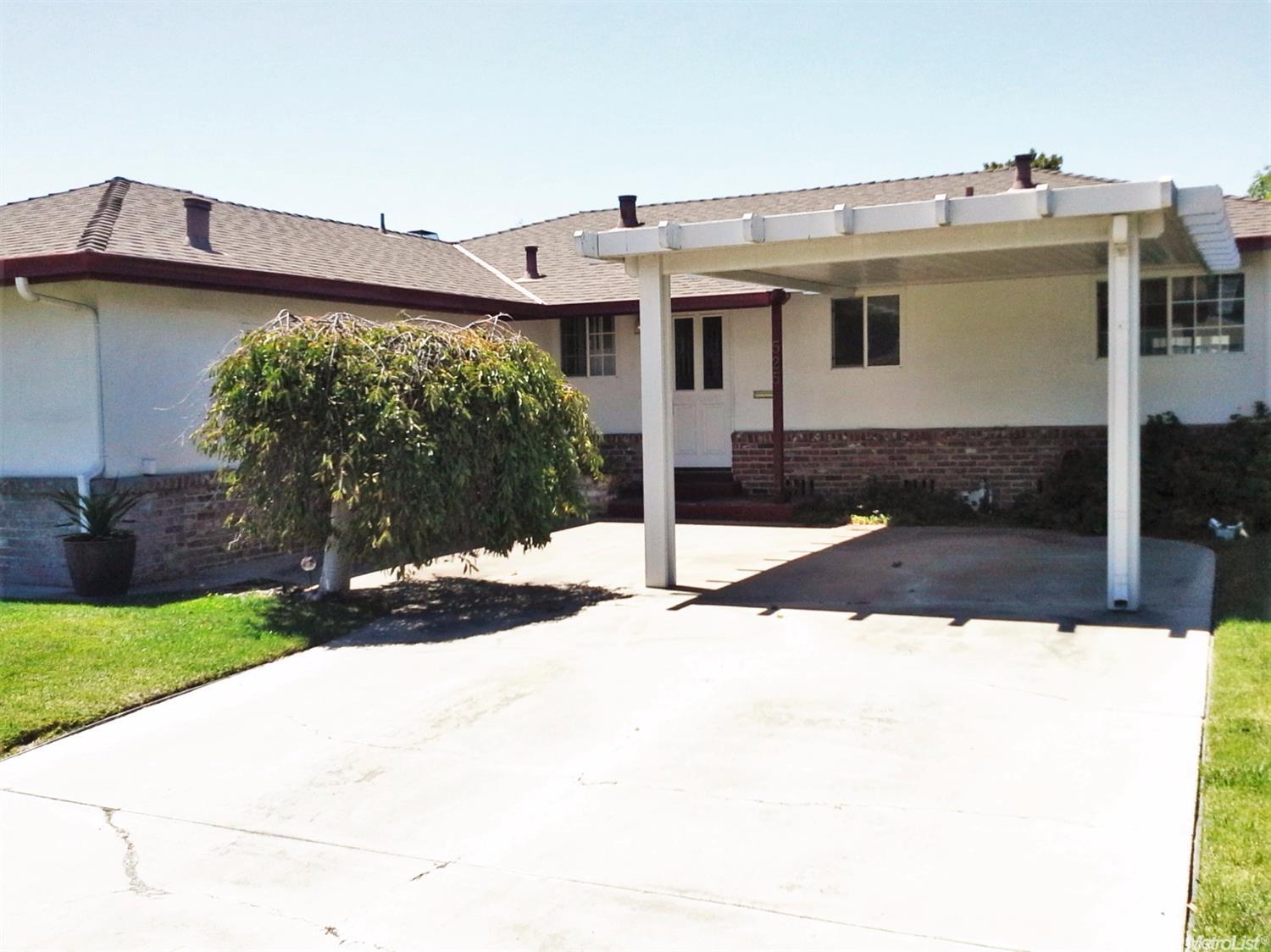 525 Fir Ct, Ripon, CA 95366 photo 2