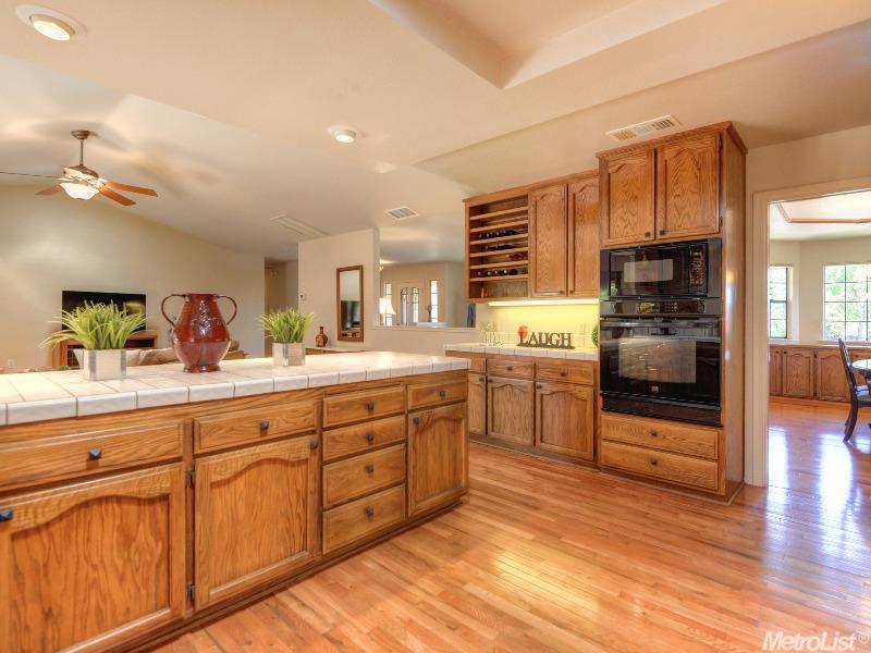 100 Echo Ct, Folsom, CA 95630 photo 7