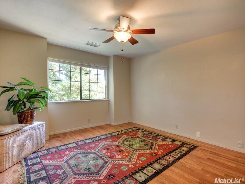 100 Echo Ct, Folsom, CA 95630 photo 15