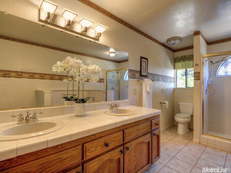 100 Echo Ct, Folsom, CA 95630 photo 13