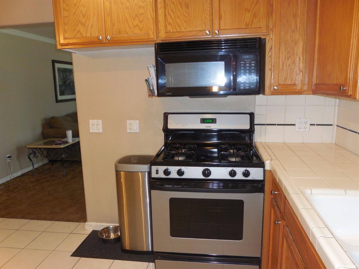 1616 Primrose Ln, Modesto, CA 95355 photo 4