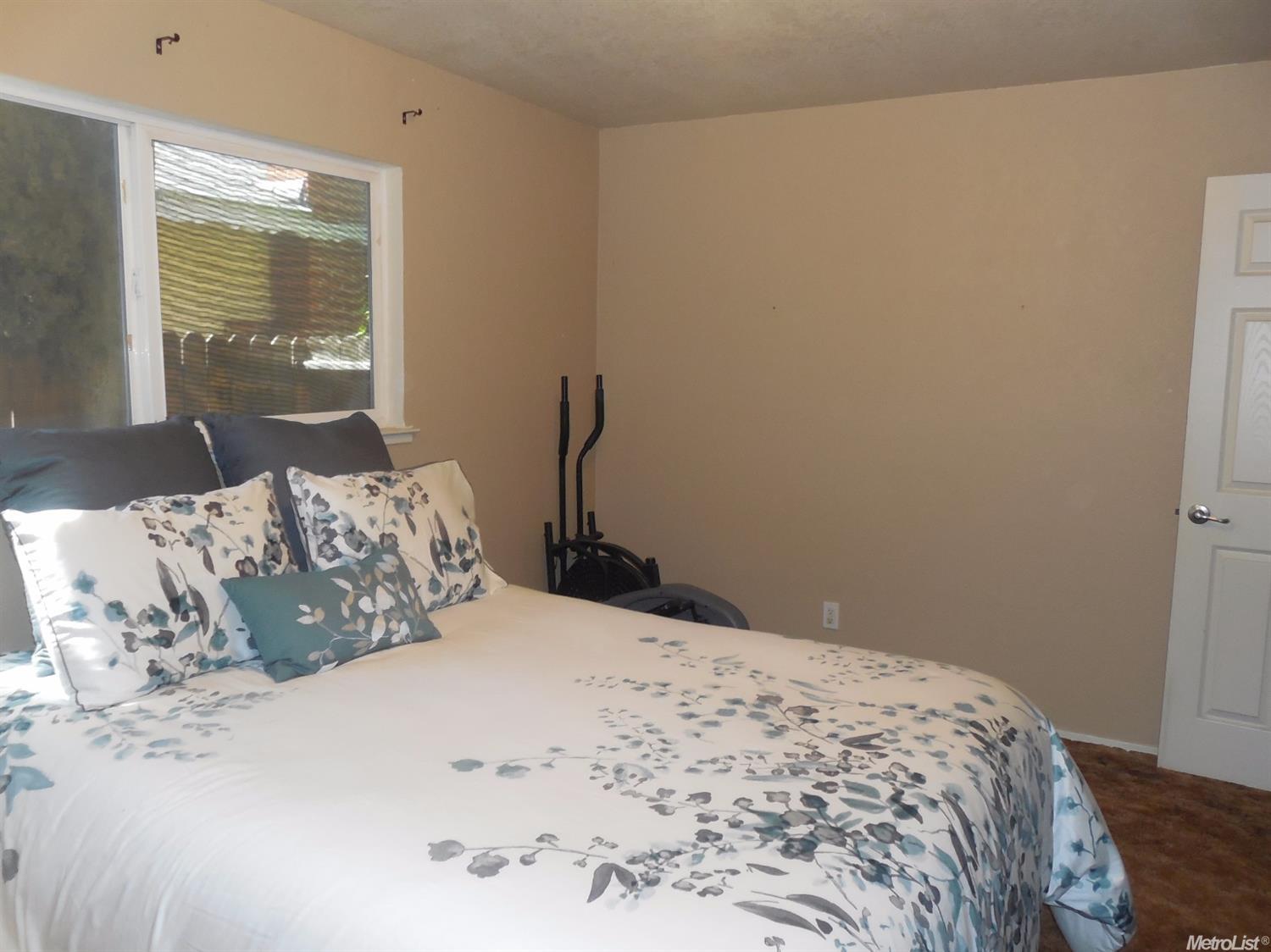 1616 Primrose Ln, Modesto, CA 95355 photo 10