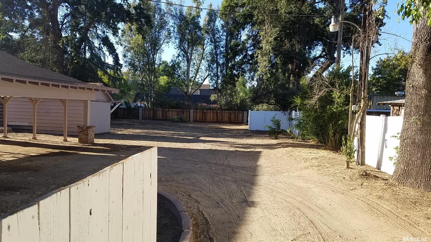 2245 Scenic Dr, Modesto, CA 95355 photo 10