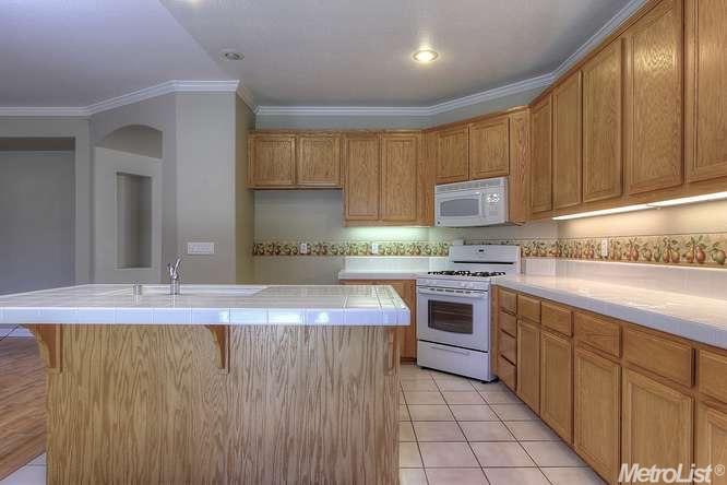 722 Summer Ln, Tracy, CA 95377 photo 3