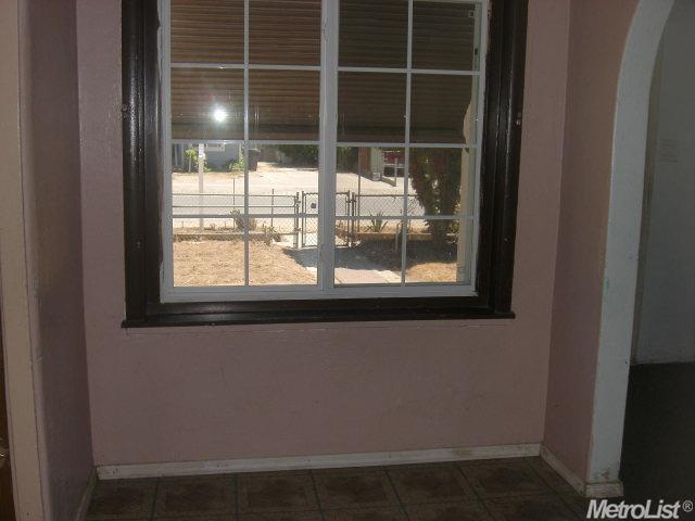 1209 Pelton, Modesto, CA 95351 photo 7