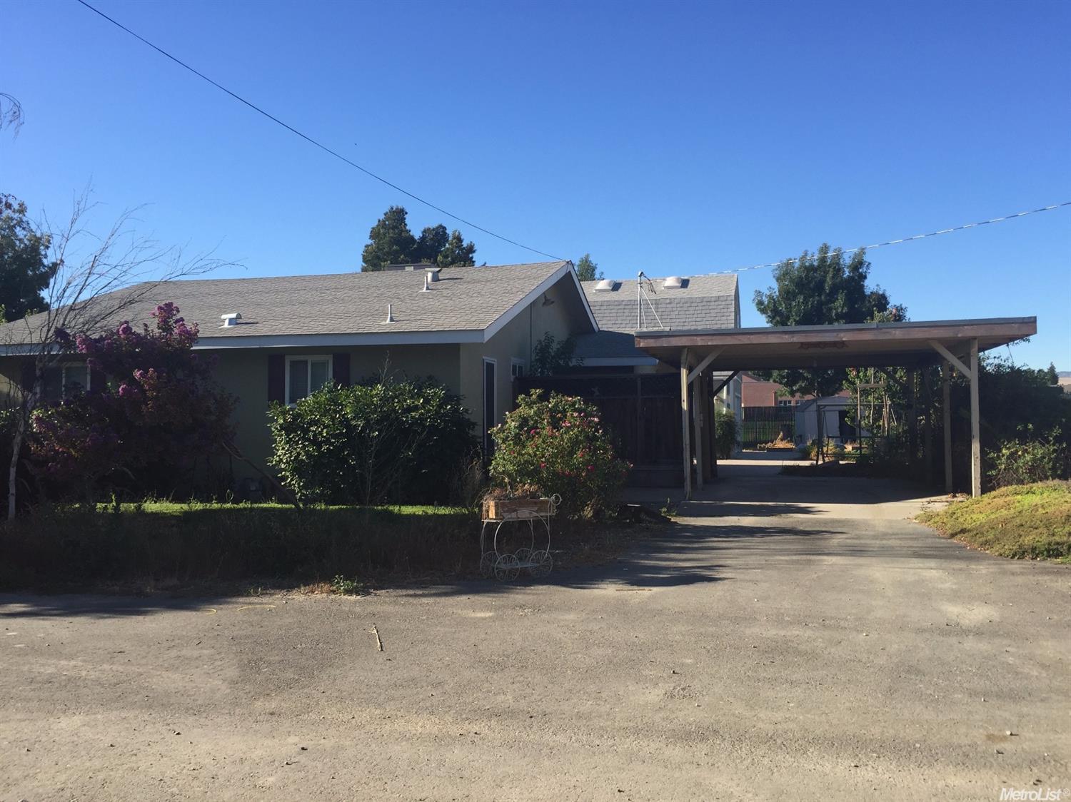 3405 S Macarthur Dr, Tracy, CA 95377 photo 3