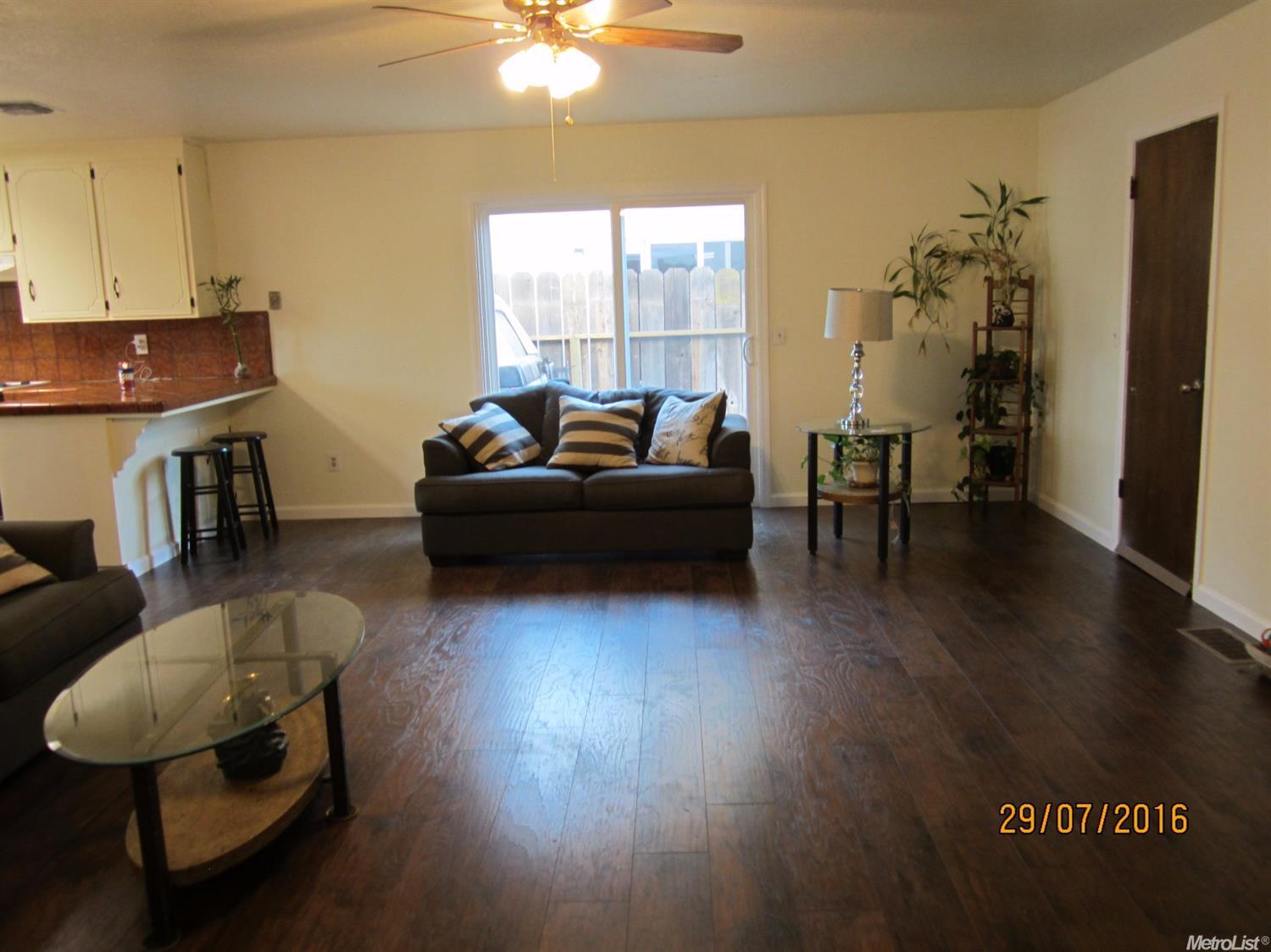 742 Brandywine St, Manteca, CA 95336 photo 3