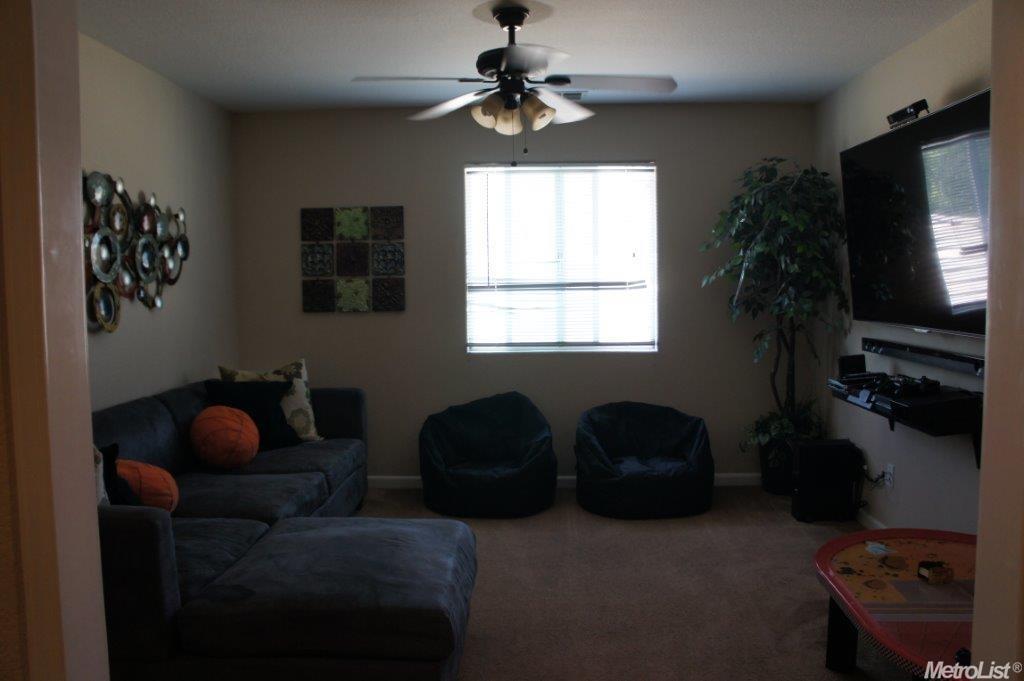 5305 Lotus Pond Way, Elk Grove, CA 95757 photo 13
