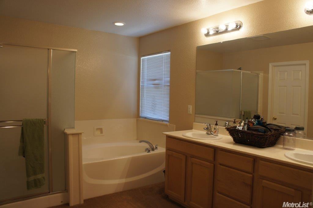 5305 Lotus Pond Way, Elk Grove, CA 95757 photo 16