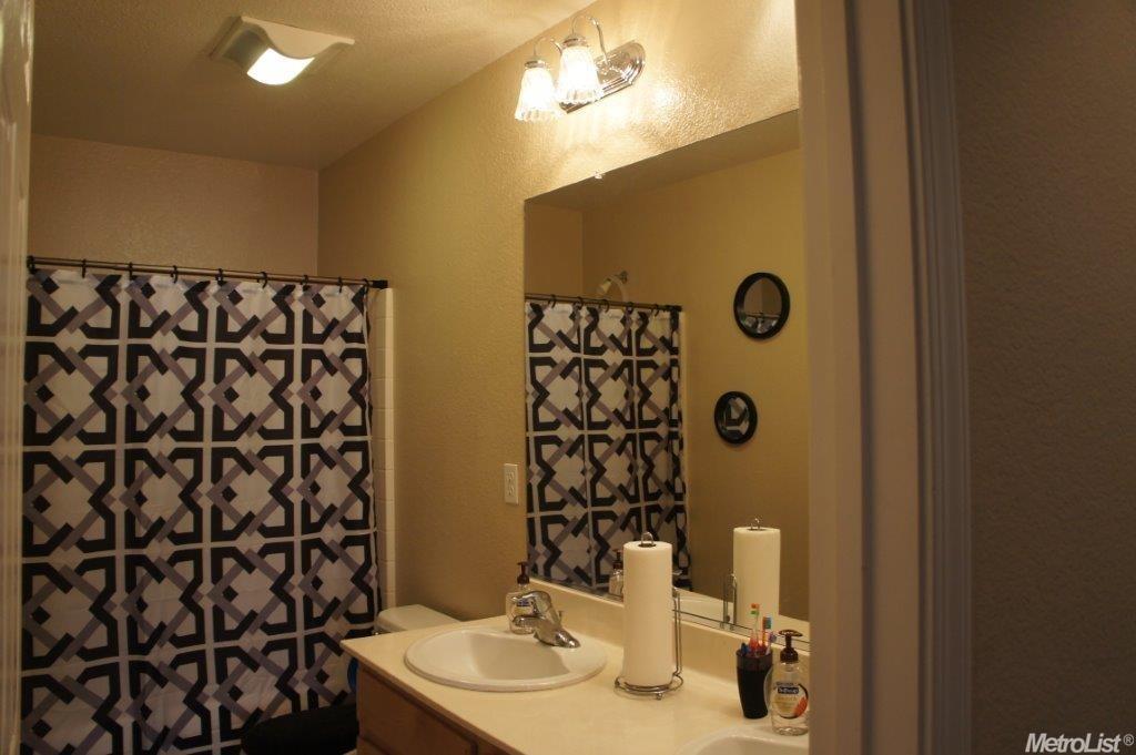 5305 Lotus Pond Way, Elk Grove, CA 95757 photo 14