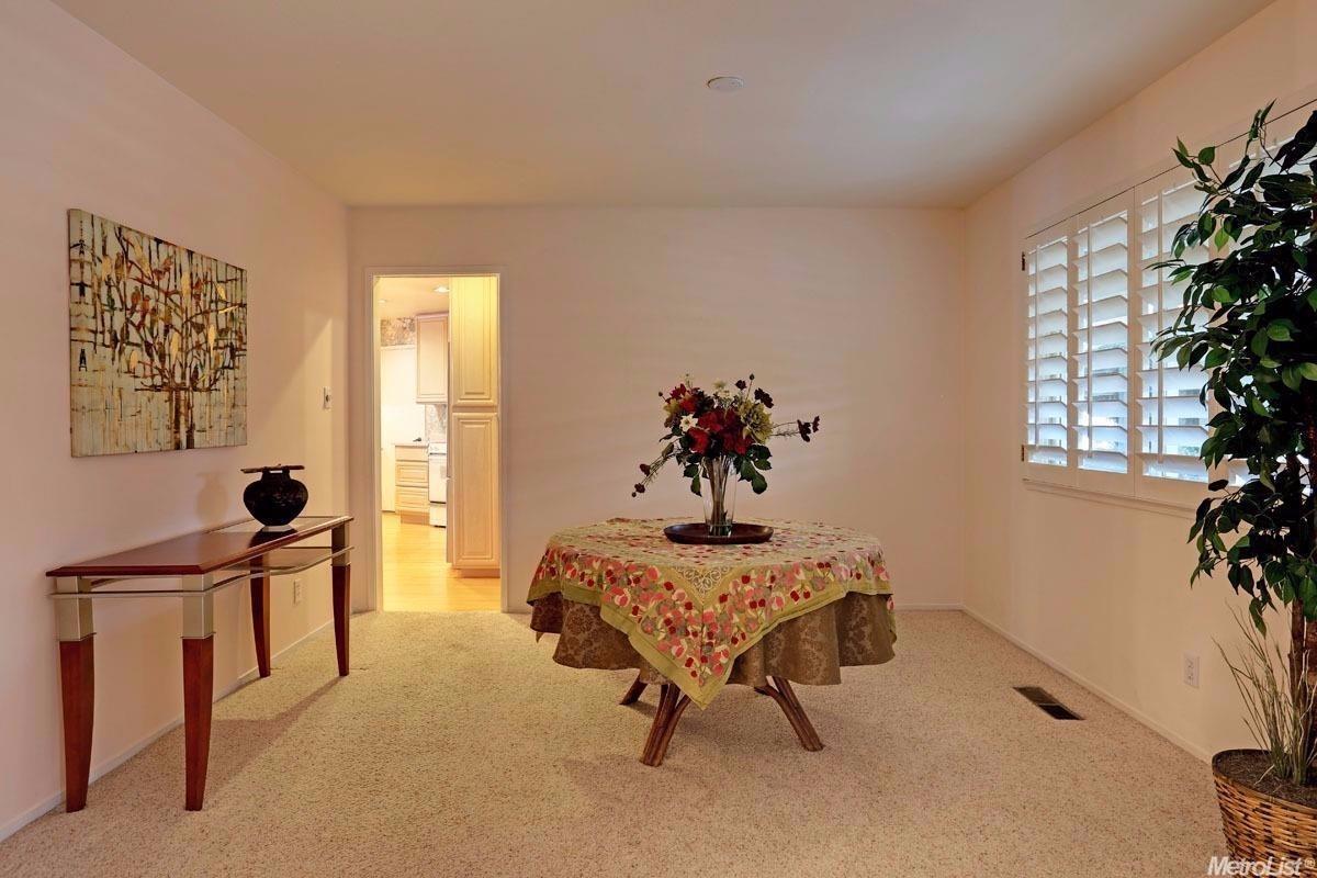6841 Westmore Way, Carmichael, CA 95608 photo 9