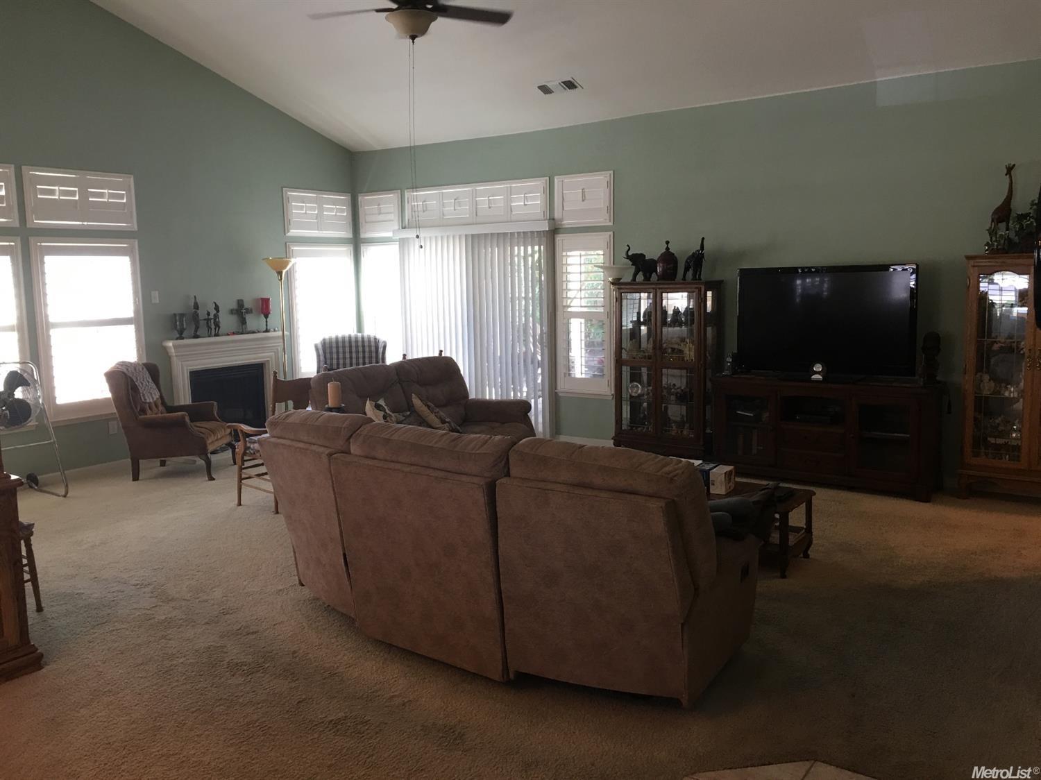2101 Trafalgar Dr, Modesto, CA 95355 photo 4