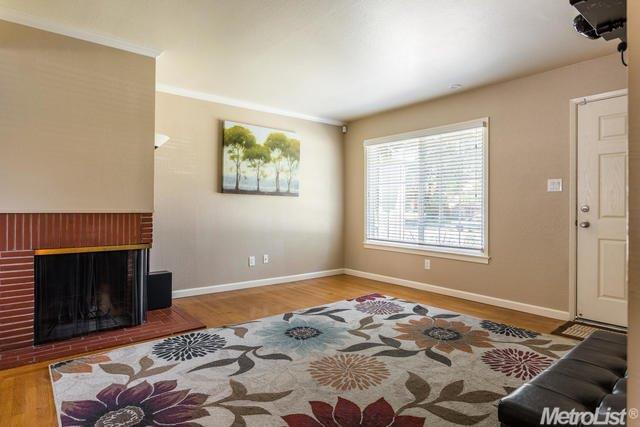 6501 Templeton Dr, Carmichael, CA 95608 photo 2