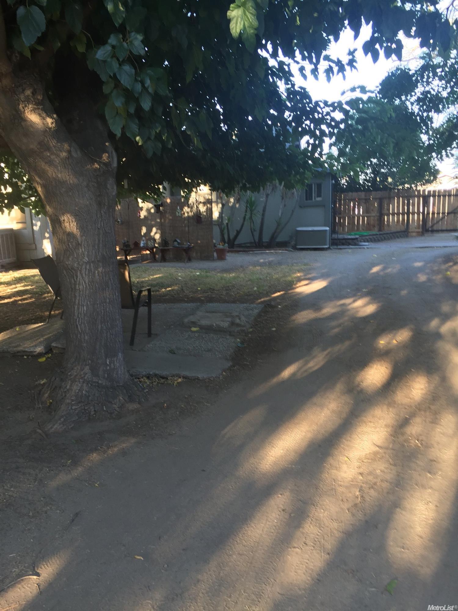 415 S Veach Ave, Manteca, CA 95337 photo 20