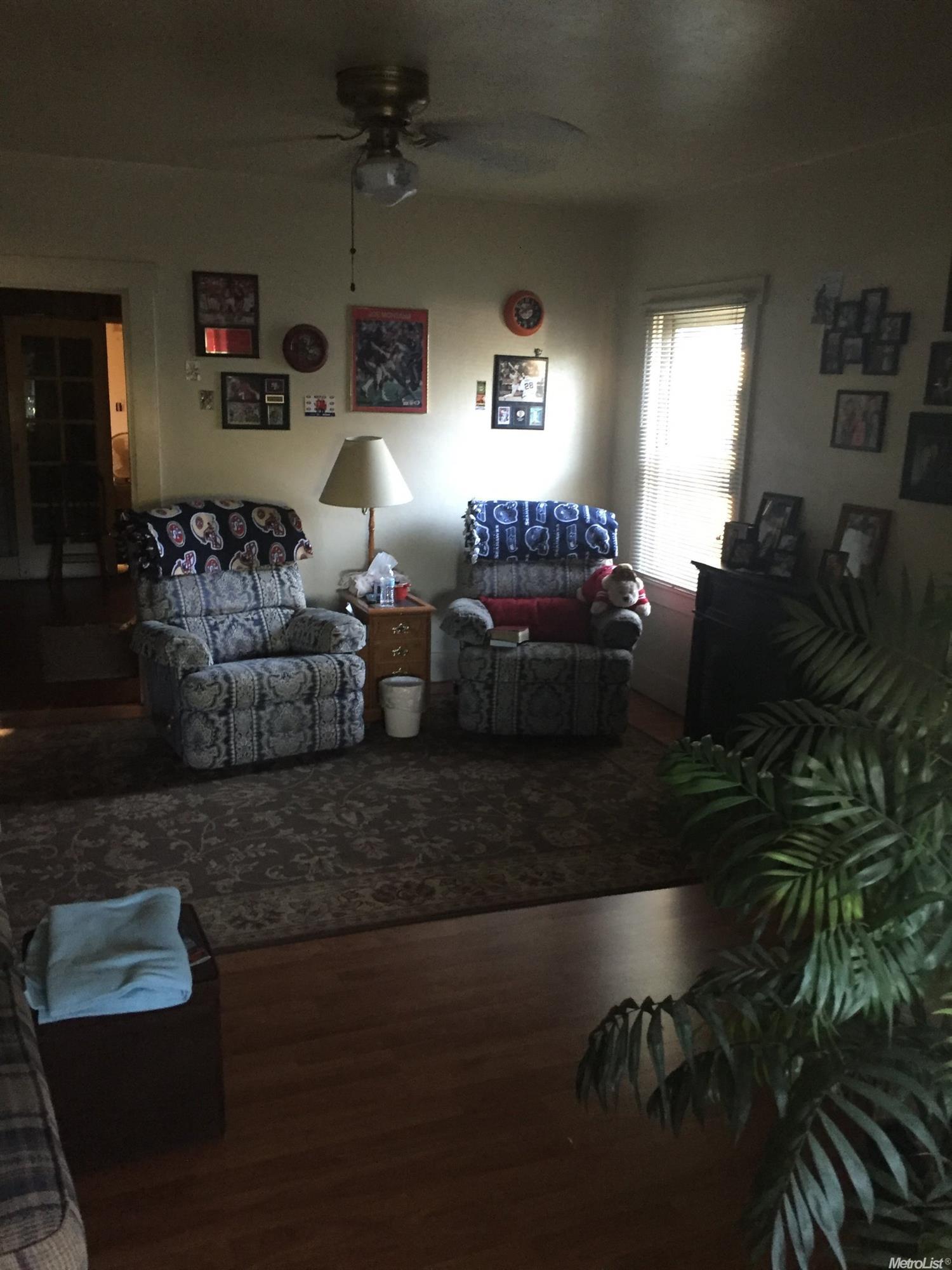 415 S Veach Ave, Manteca, CA 95337 photo 4