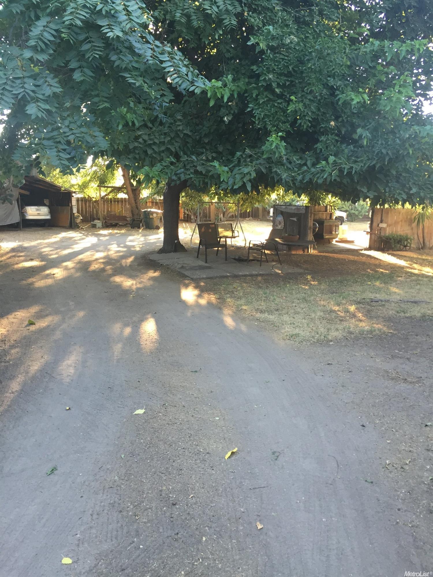 415 S Veach Ave, Manteca, CA 95337 photo 16