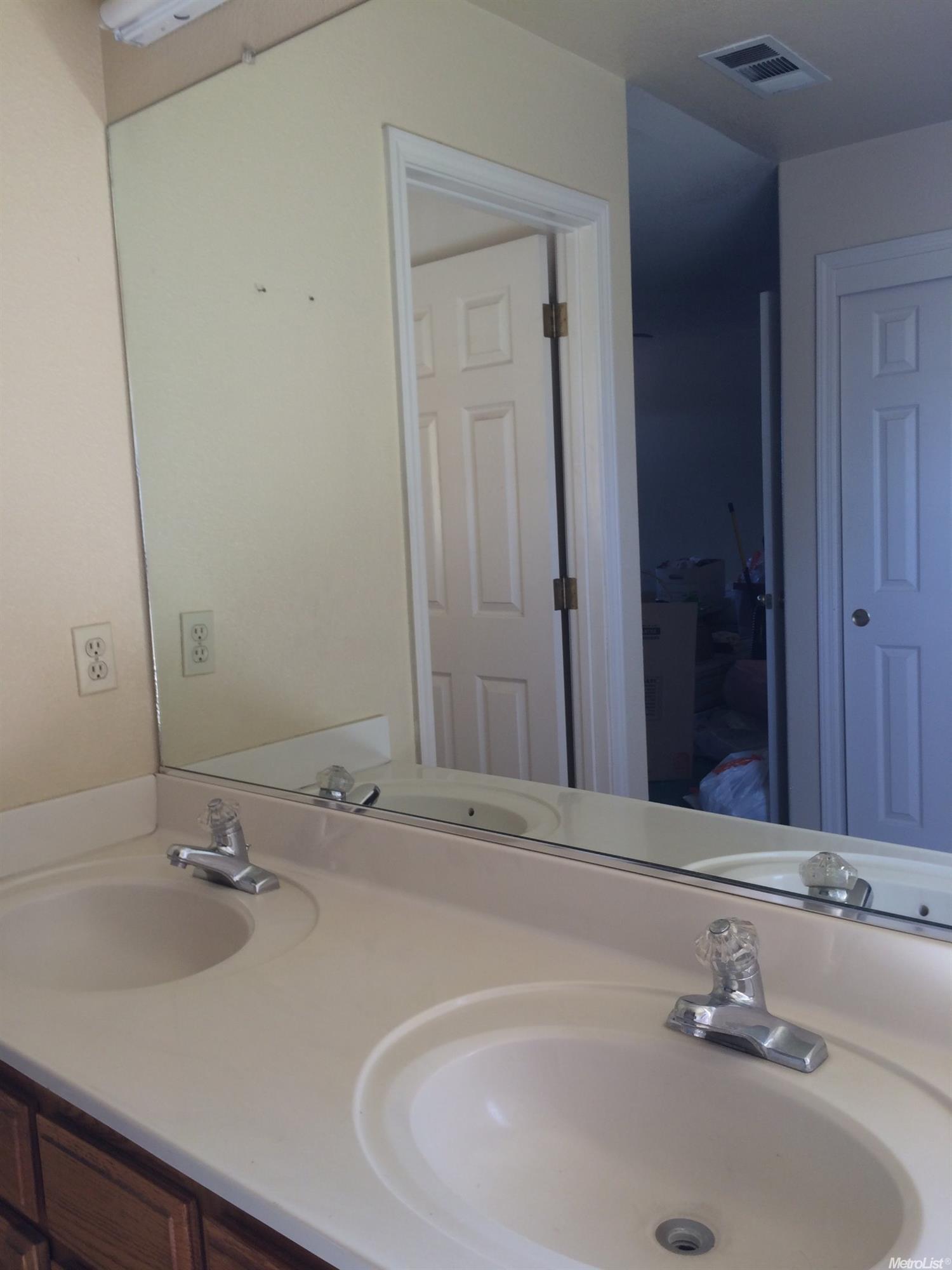663 Candlestick Ct, Turlock, CA 95382 photo 10