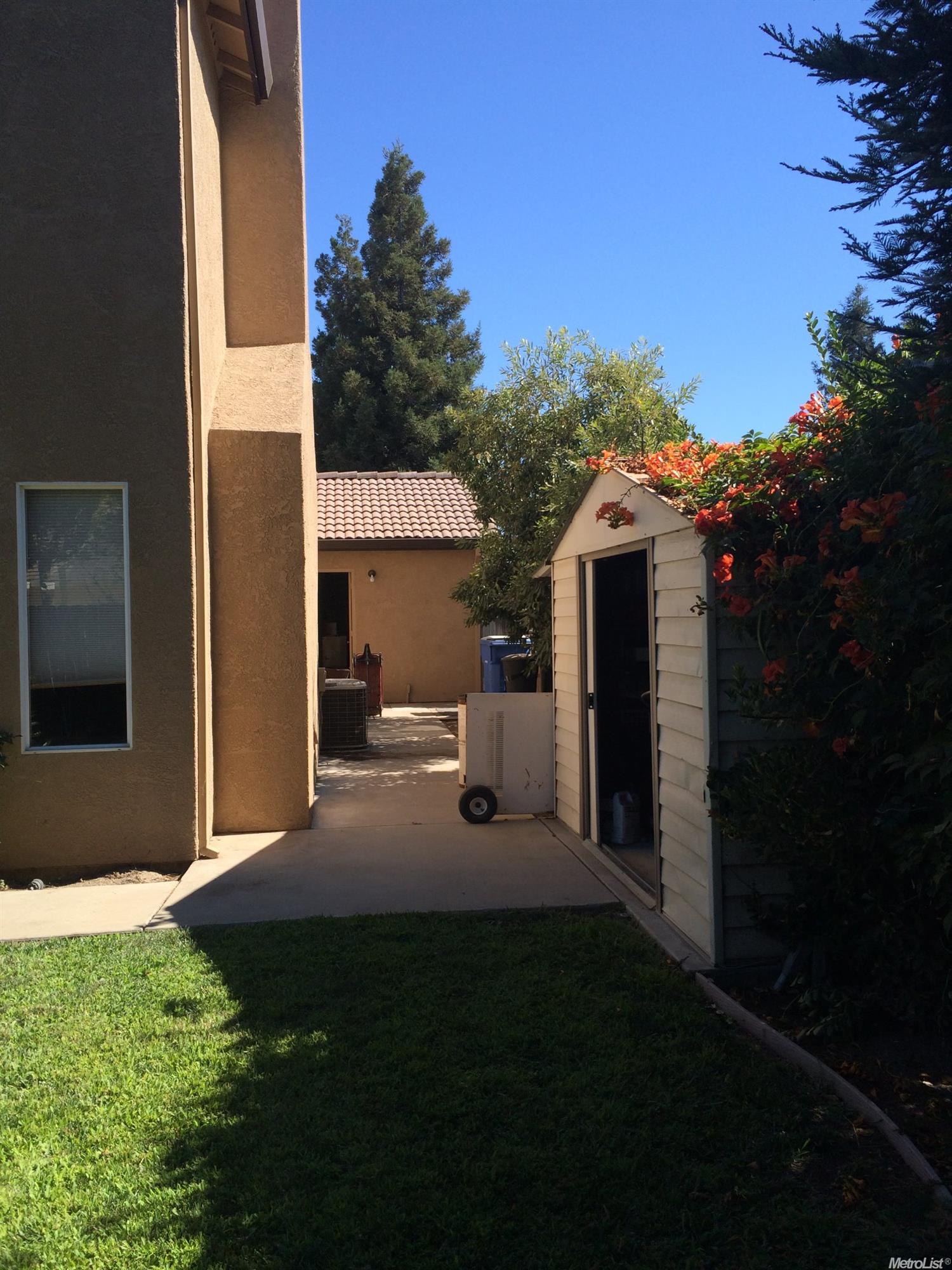 663 Candlestick Ct, Turlock, CA 95382 photo 5