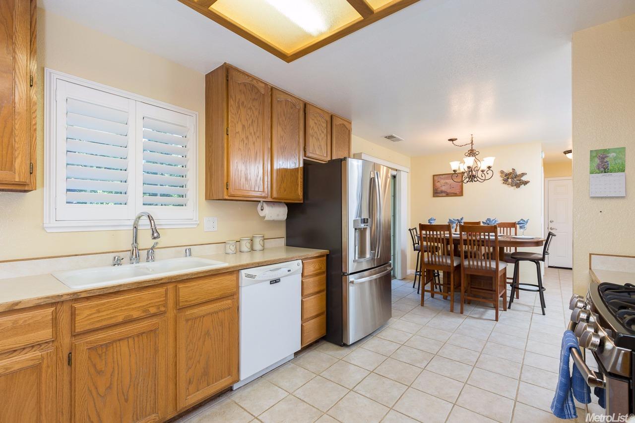 6200 Red Robin Rd, Placerville, CA 95667 photo 8