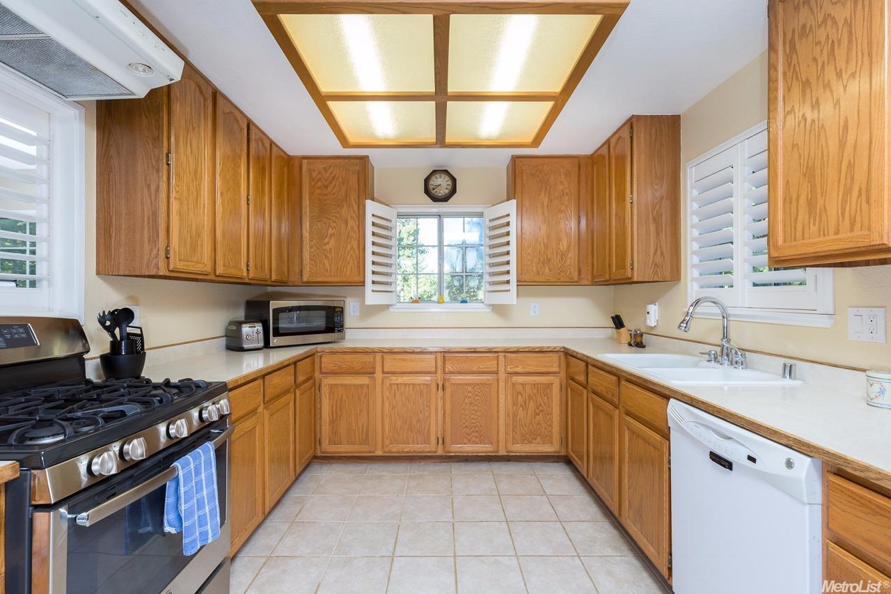6200 Red Robin Rd, Placerville, CA 95667 photo 7