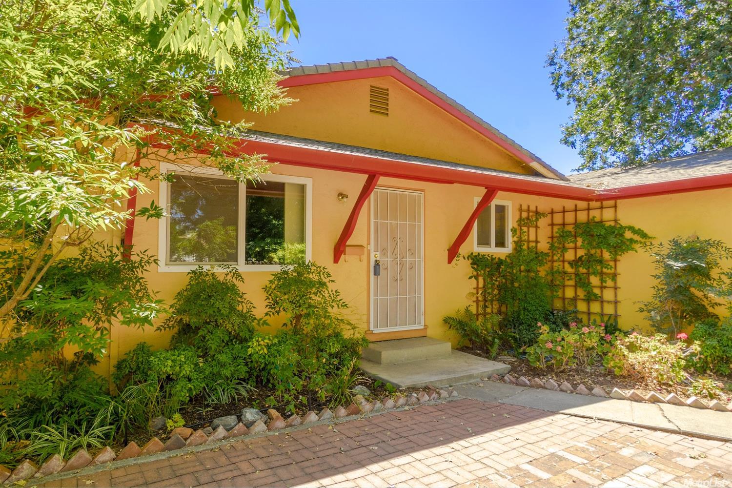 1406 Spruce Ln, Davis, CA 95616 photo 1