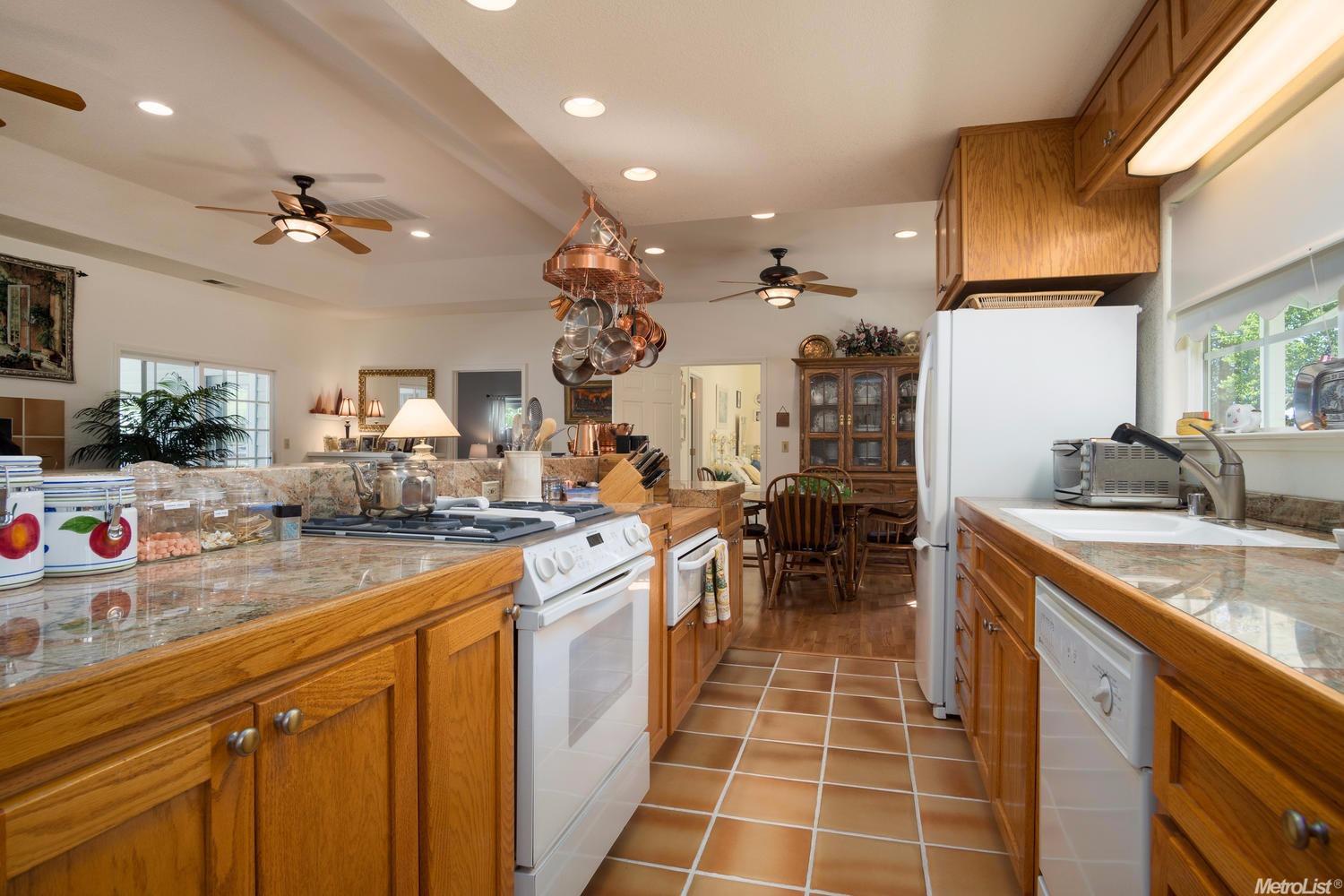 341 Lowe, Jackson, CA 95642 photo 4
