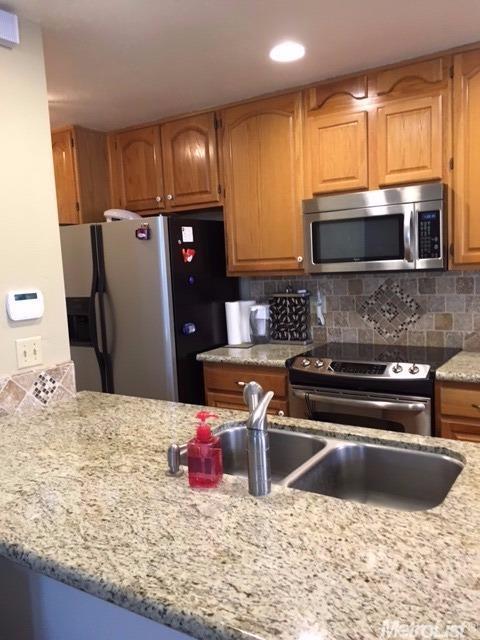841 E Hawkeye Ave, Turlock, CA 95380 photo 5