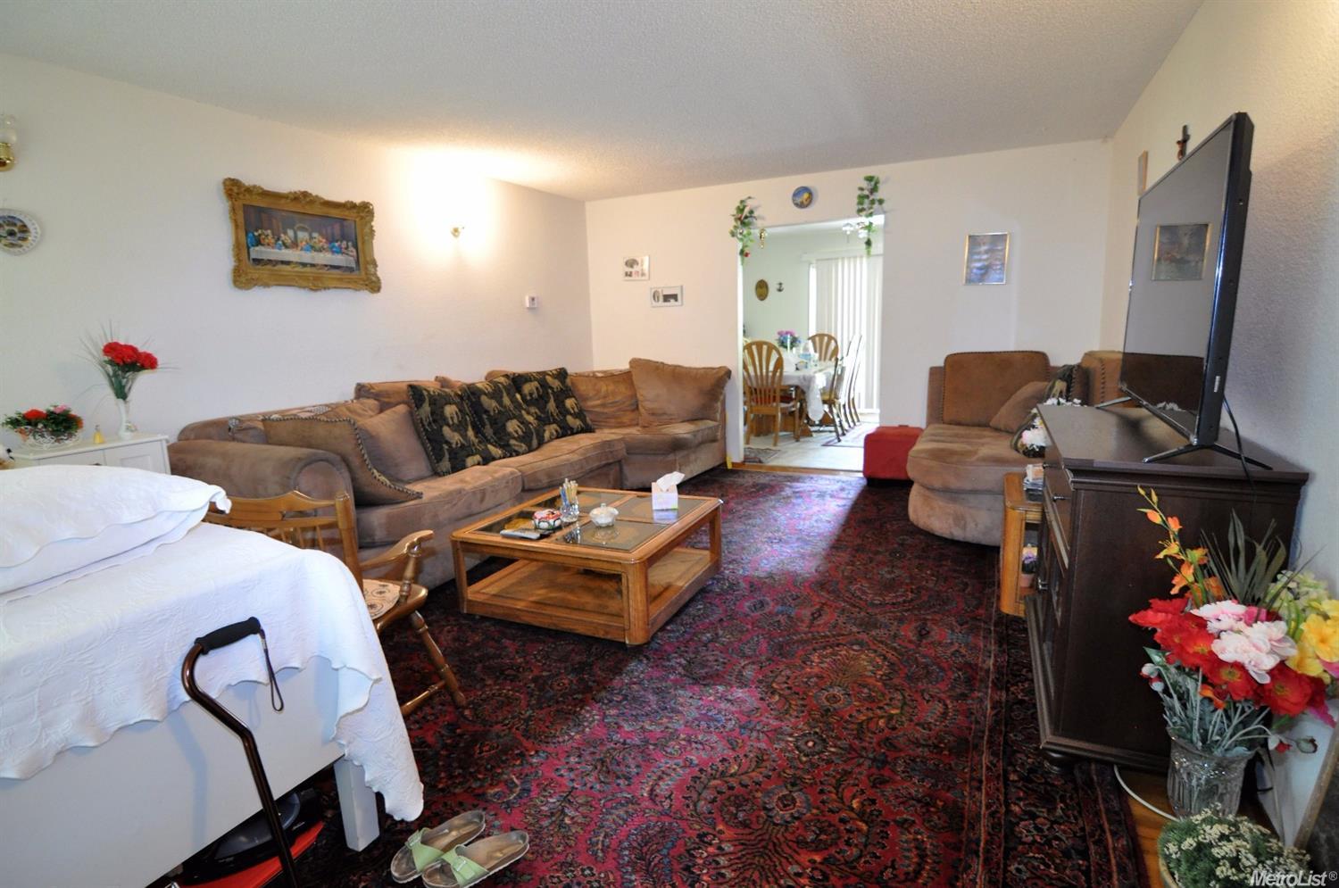 613 N Thor St, Turlock, CA 95380 photo 3