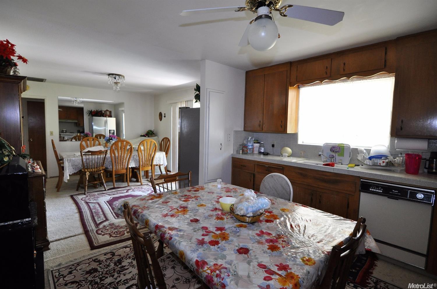 613 N Thor St, Turlock, CA 95380 photo 8