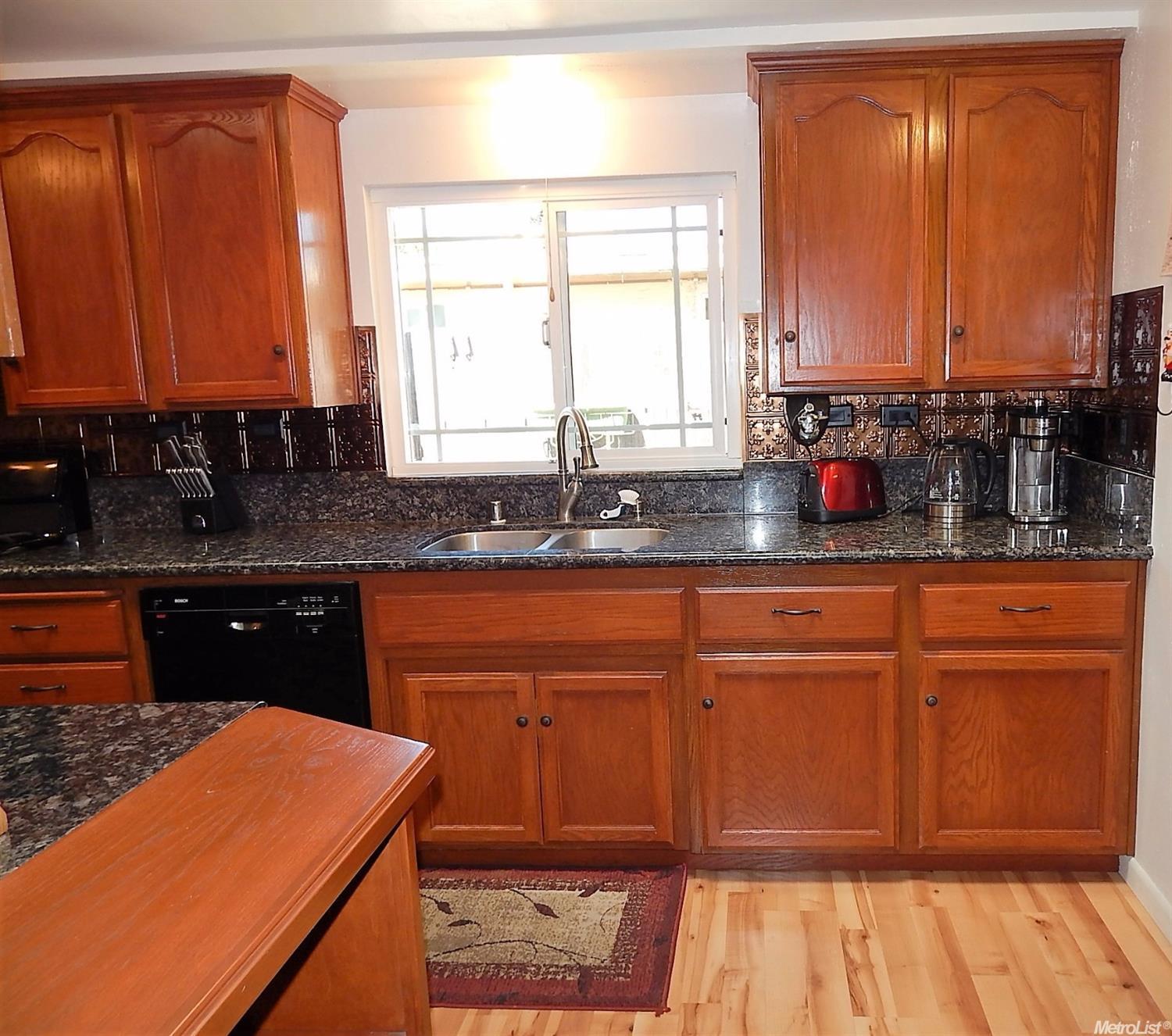 1403 Mitchell Ave, Escalon, CA 95320 photo 7