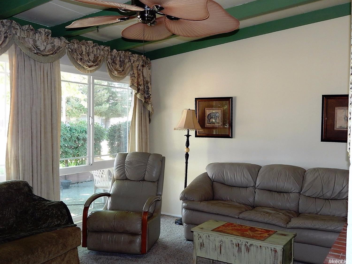 1403 Mitchell Ave, Escalon, CA 95320 photo 4
