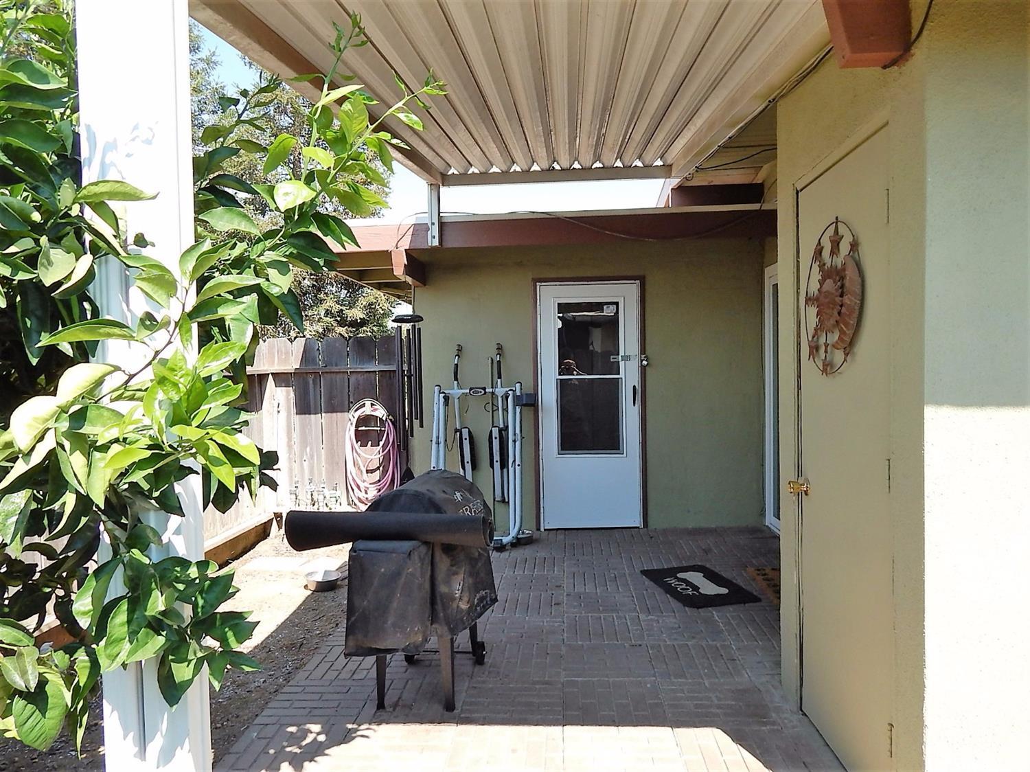 1403 Mitchell Ave, Escalon, CA 95320 photo 19
