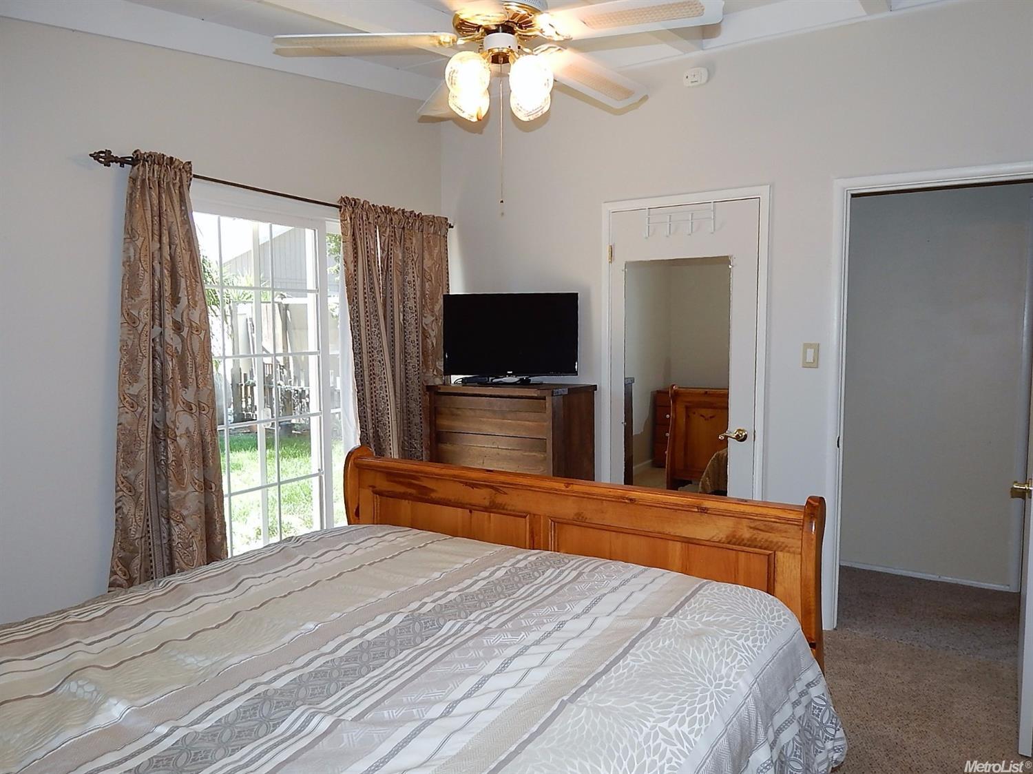 1403 Mitchell Ave, Escalon, CA 95320 photo 13