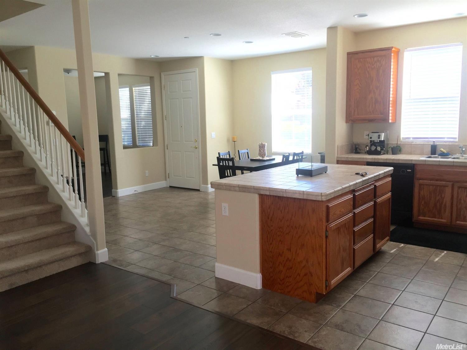 794 Courtyards Loop, Lincoln, CA 95648 photo 9