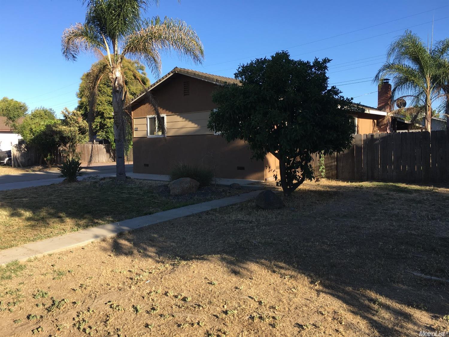 1608 Couchman Ln, Modesto, CA 95355 photo 12
