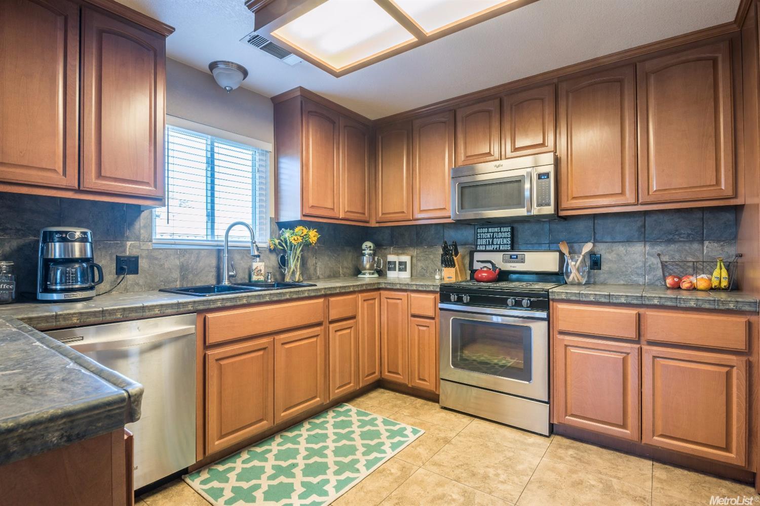 1542 Fig Ct, Ripon, CA 95366 photo 6