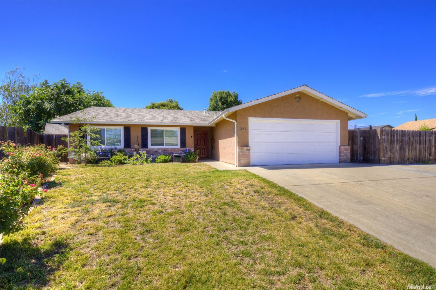 1542 Fig Ct, Ripon, CA 95366 photo 1